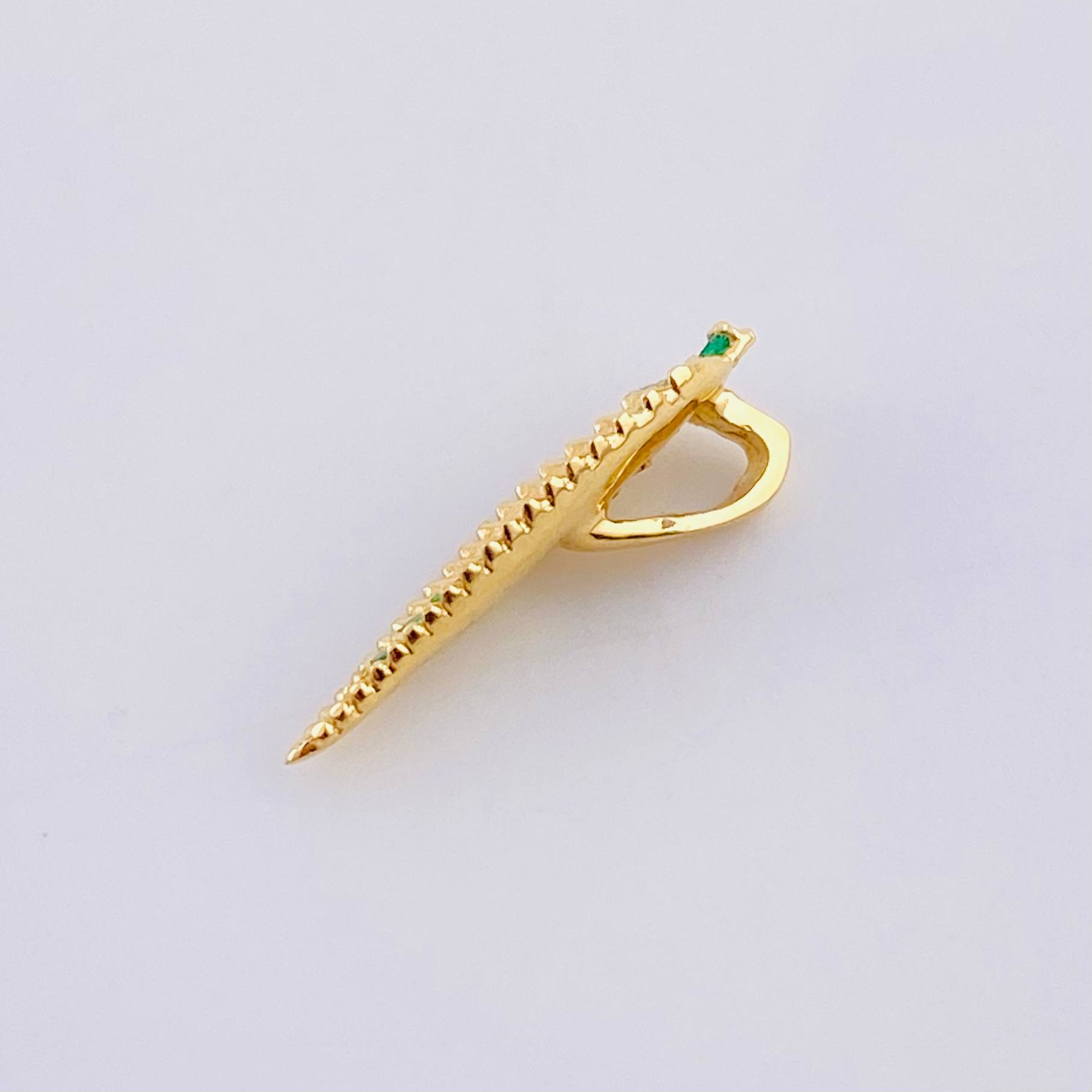 Dije Hoja De Laurel Esmeraldas 17pts 0.65gr / 1.6cm / Oro Amarillo 18K