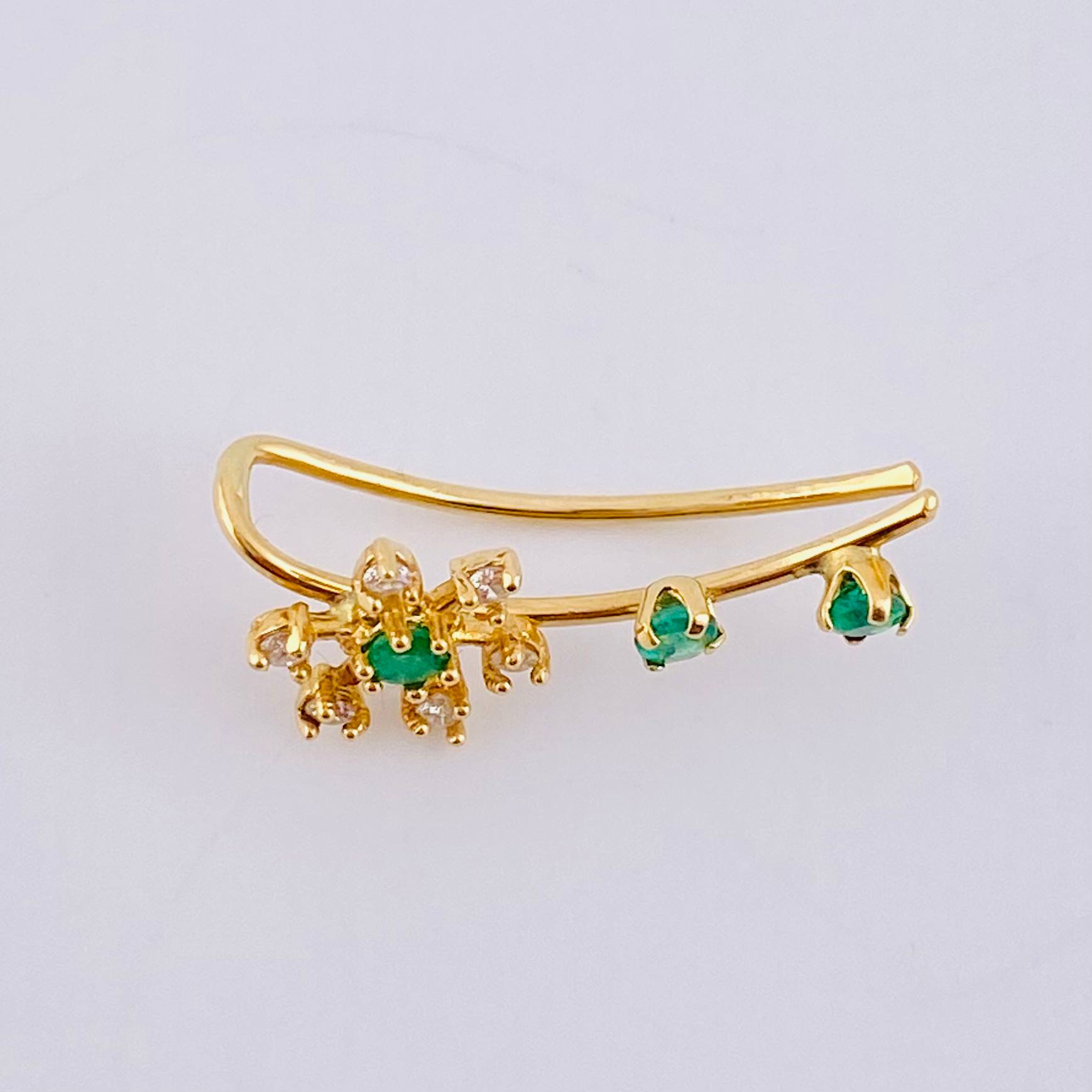 Piercing Simulador Earcuff 1.1gr / 2.3cm / Copo de Nieve Esmeraldas 20pts Diamantes 12pts Oro Amarillo (Joya)
