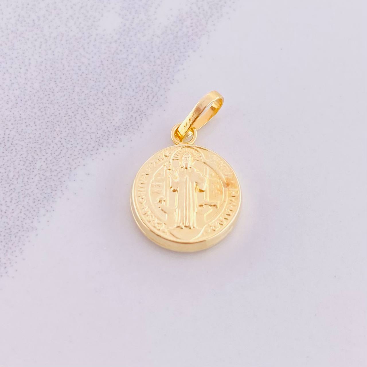 Dije San Benito 0.9g / 2cm Oro Amarillo 18K