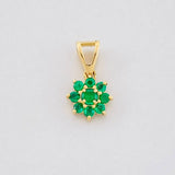 Dije Flor 8 Petalos Esmeraldas 15pts 0.75g / 1.3cm Oro Amarillo 18K