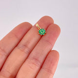 Dije Flor 8 Petalos Esmeraldas 15pts 0.75g / 1.3cm Oro Amarillo 18K