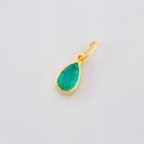 Dije Lagrima Esmeralda 1qts 0.75g / 1.6cm Oro Amarillo 18K