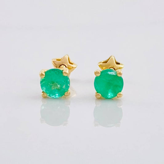 Topos 4 Garras Esmeraldas 50pts 1.1g / 4.35mm Oro Amarillo 18K