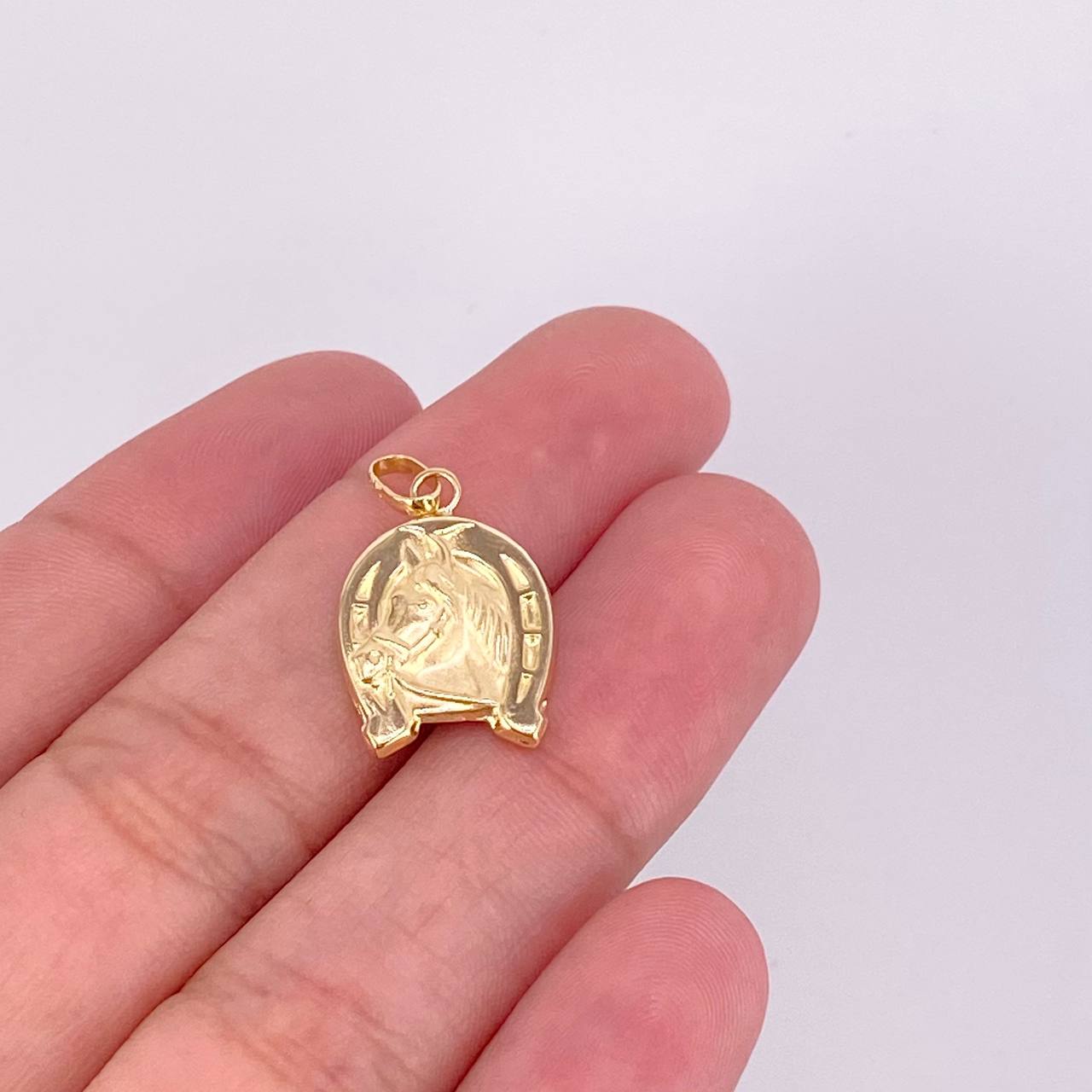 Dije Herradura Caballo 1.1g / 2.4cm Oro Amarillo 18K