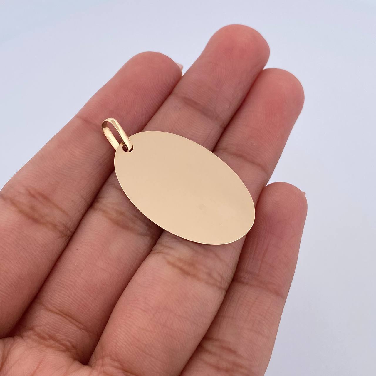 Dije Placa Ovalada 2gr / 3.5cm - 2.8*1.7cm / Plana Oro Amarillo 18K &
