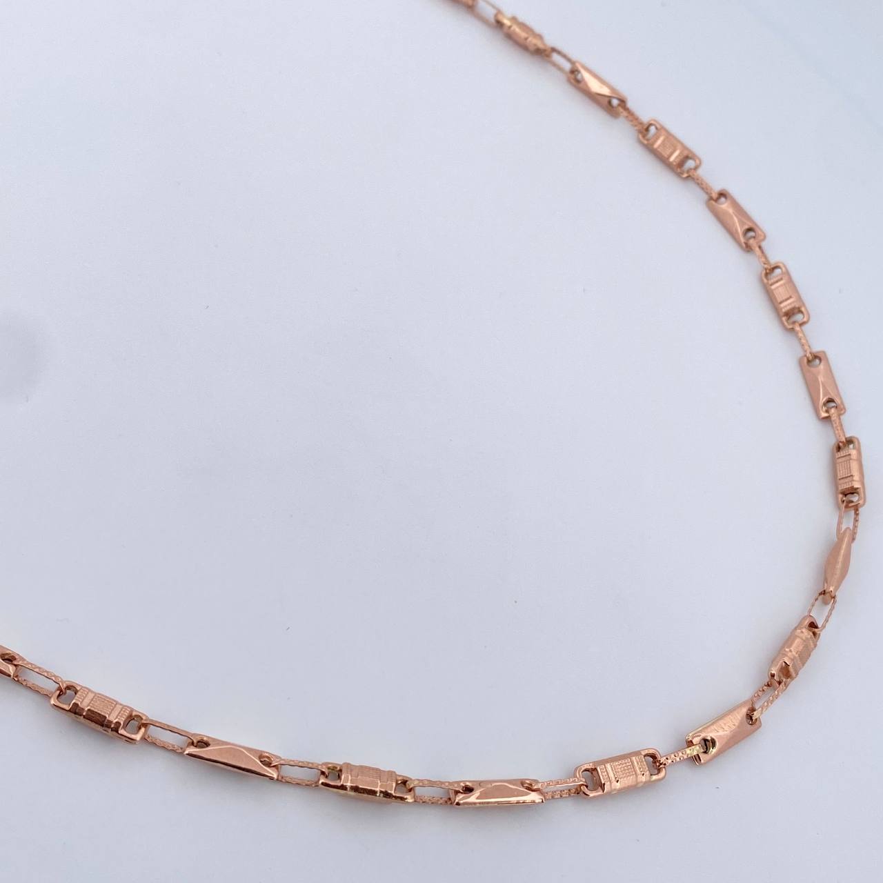 Cadena Rustica Rectangulo   10gr / 61.5cm / 4.7mm Oro Rosa 18K $