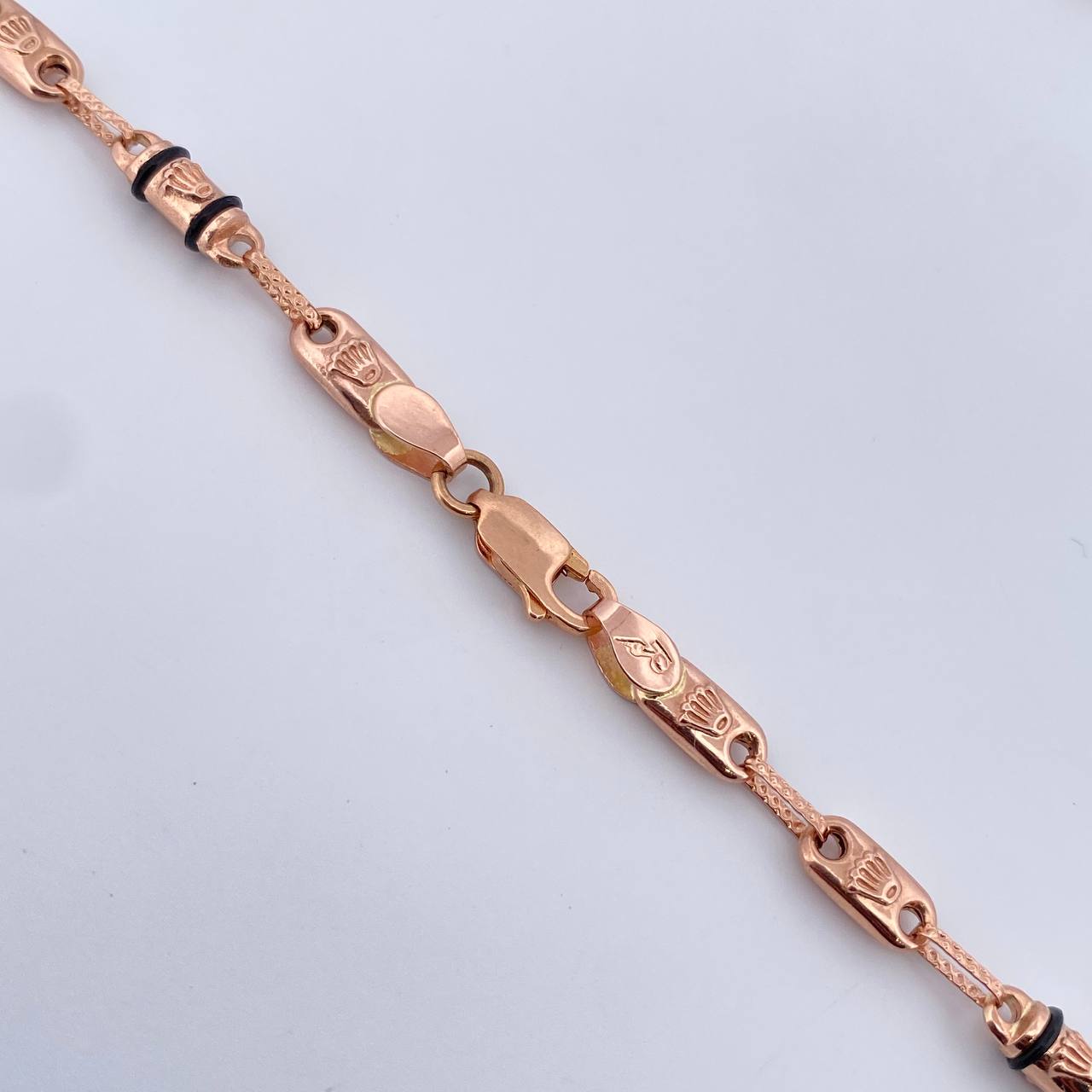 Cadena Rustica Corona RX 10.7gr / 61.8cm / 4.2mm Cauchos Negros Oro Rosa 18K $