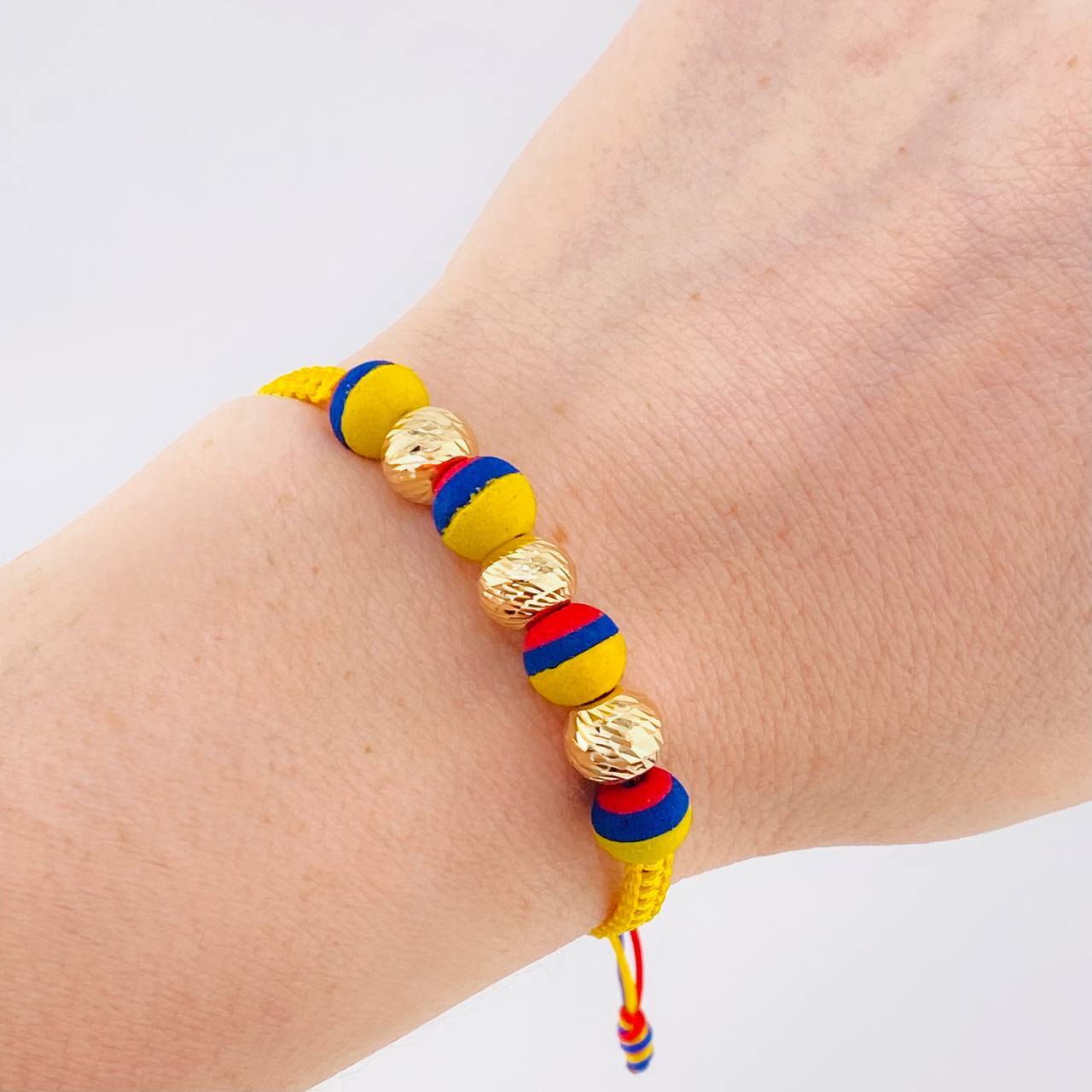 Pulsera Tejida Tricolor Neopreno Bolas Diamantadas 8Mm / 3 Und Oro Amarillo 18K (A.C)