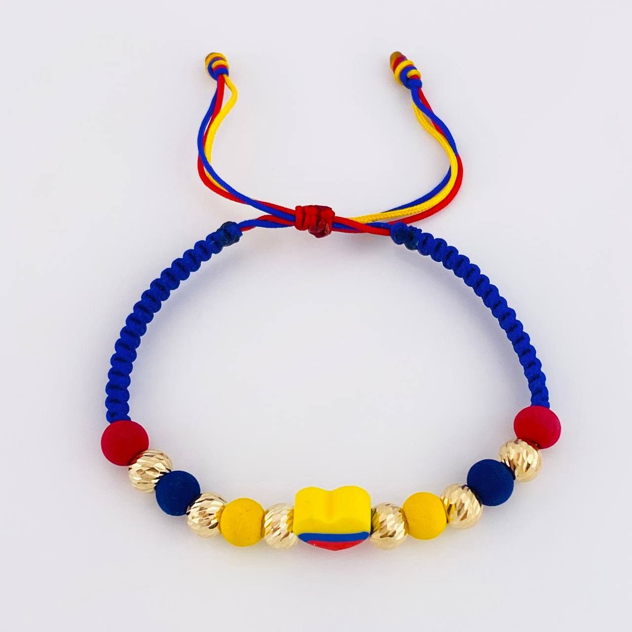 Pulsera Tejida Tricolor Corazón Bolas Diamantadas 6Mm / 6 Und Oro Amarillo 18K (A.C)