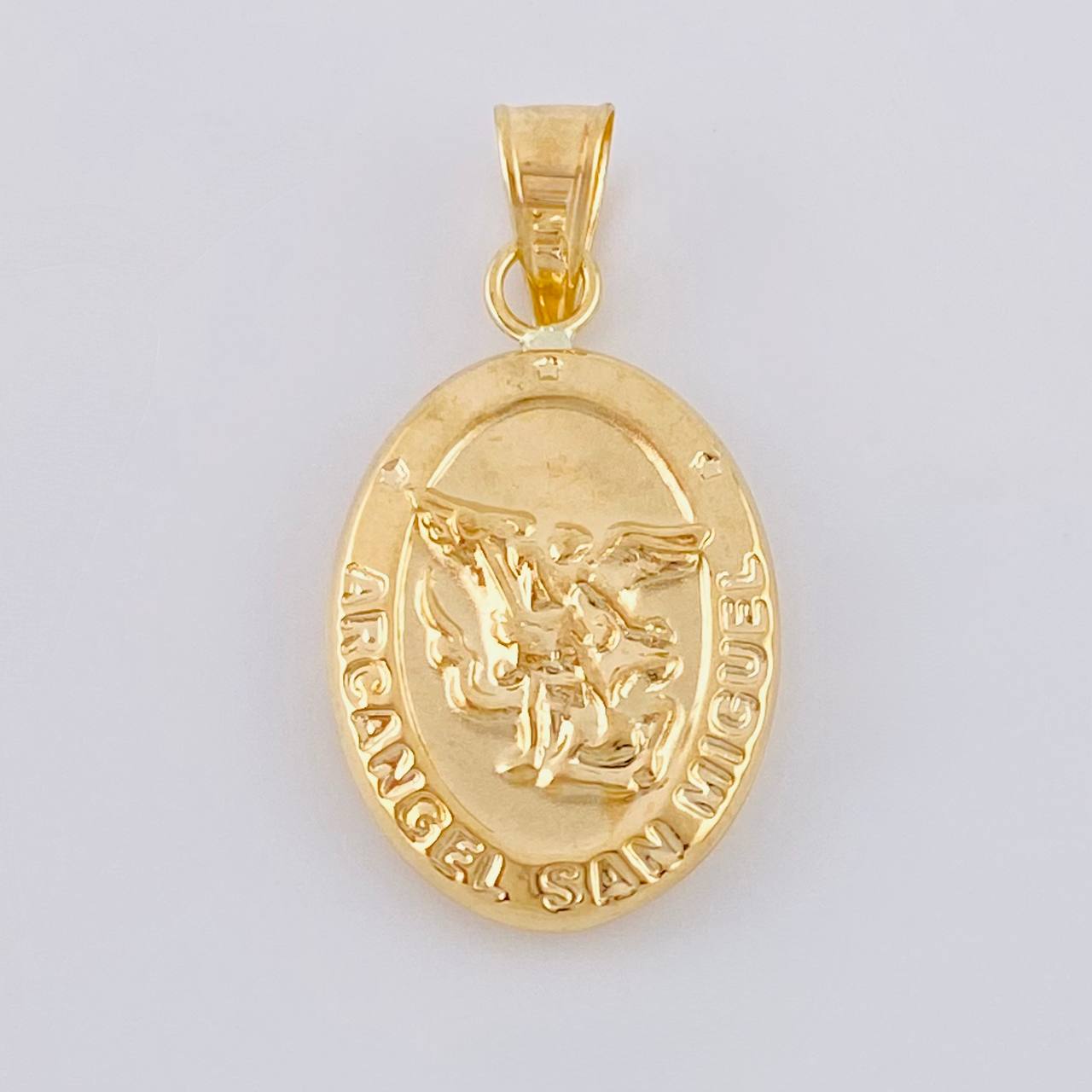 Dije San Miguel Arcangel 1.2 g / 2.6 cm Oro Amarillo 18K