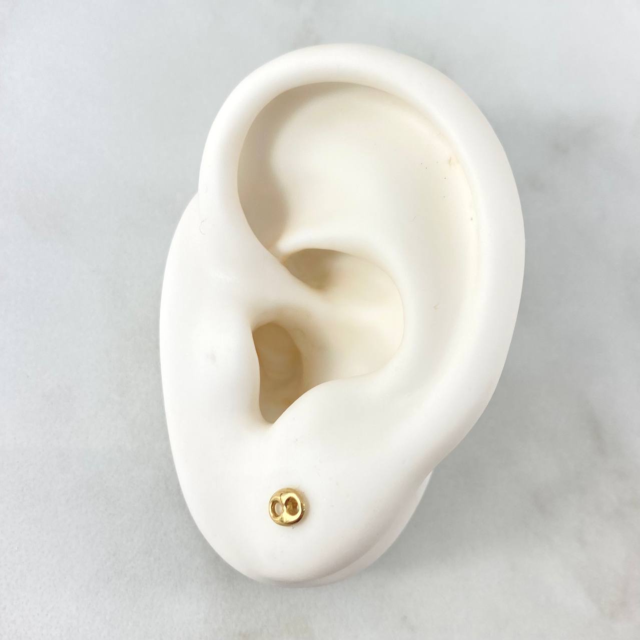 Topos Gucci Lisos 0.45gr / 4.9mm Oro Amarillo 18K