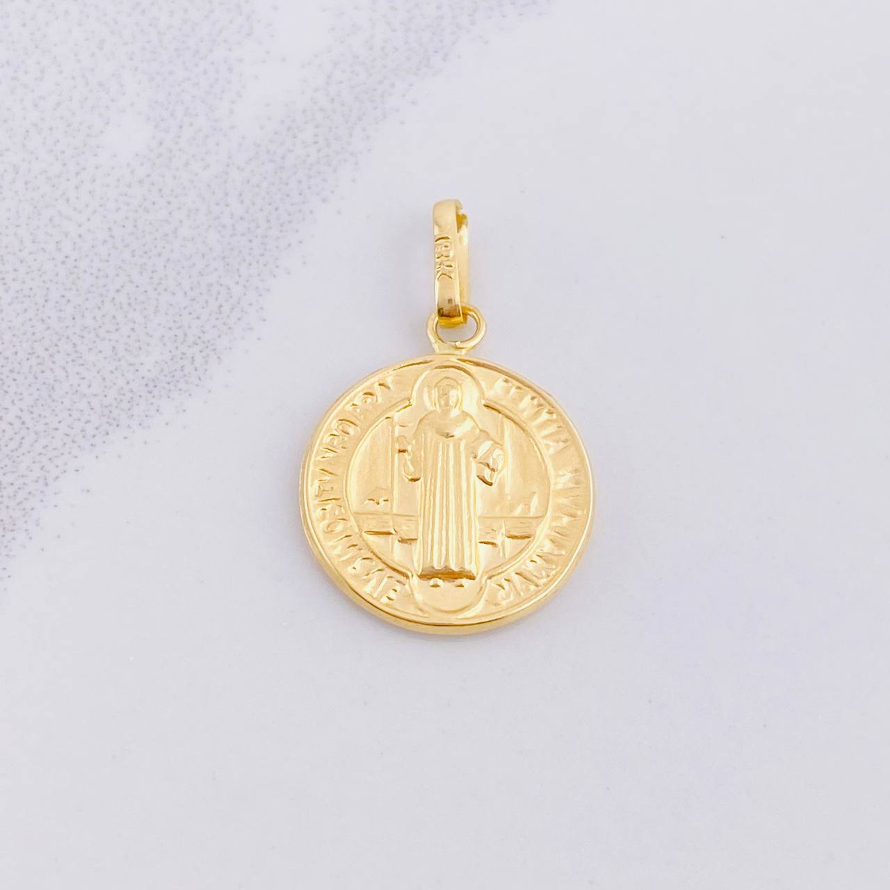 Dije San Benito 1.05g / 2.3cm Oro Amarillo 18K