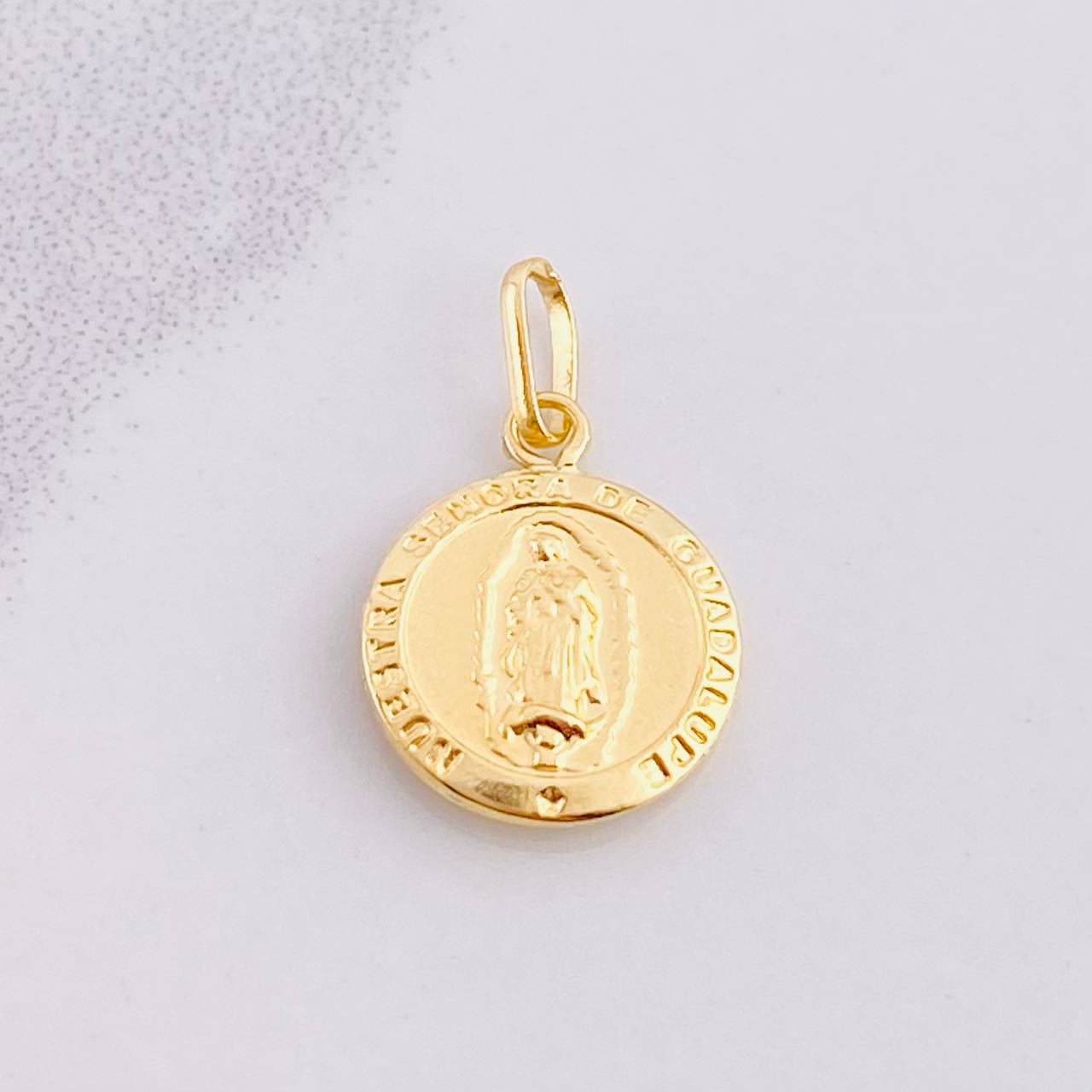 Dije Virgen de Guadalupe 0.55g / 1.9cm Oro Amarillo 18K