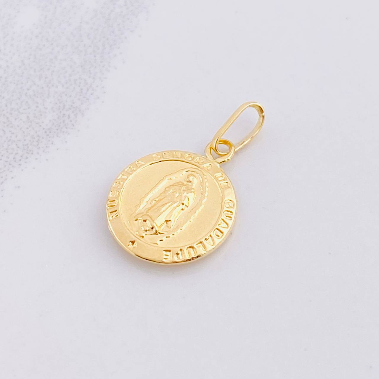Dije Virgen de Guadalupe 0.6g / 1.9cm Oro Amarillo 18K