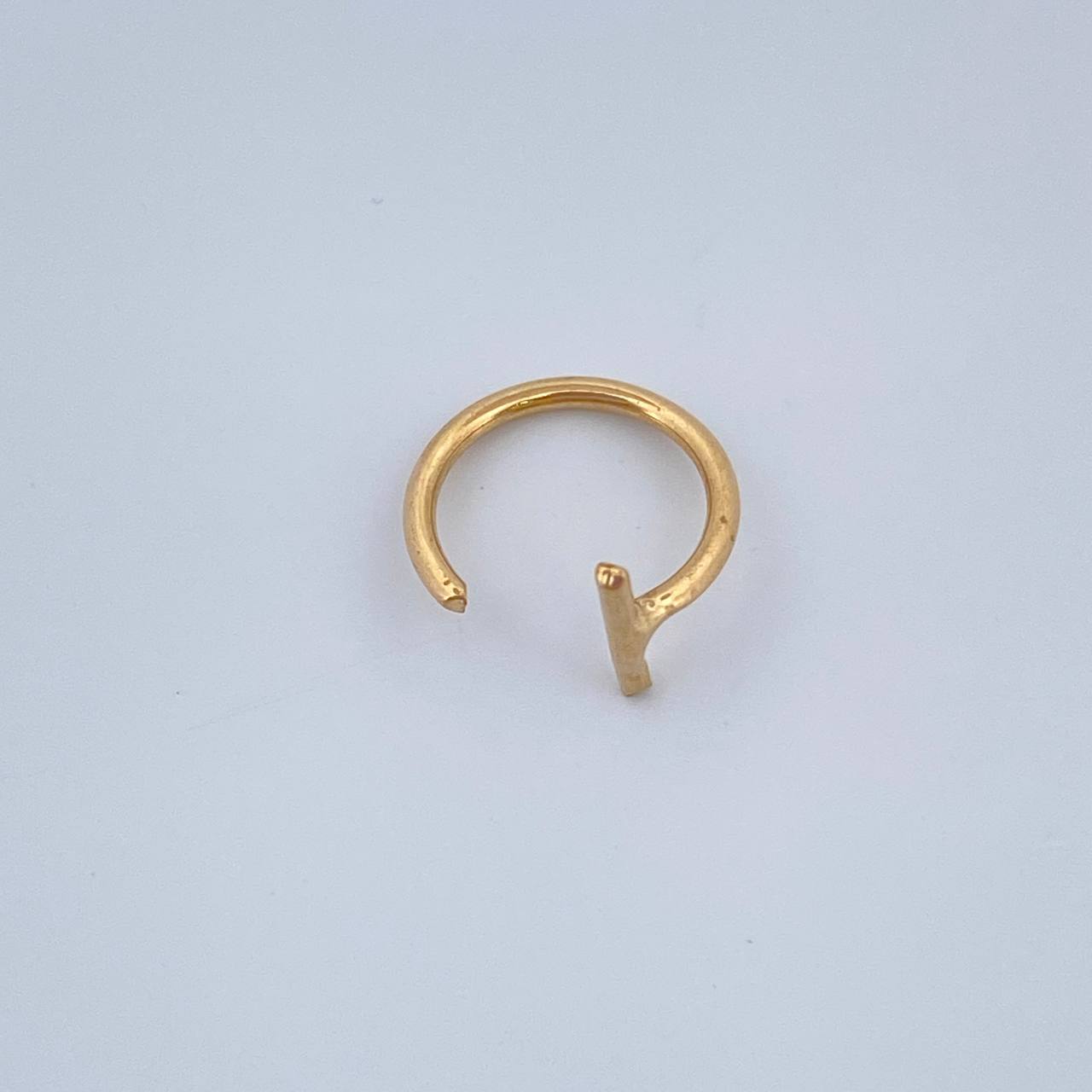 Piercing Earcuff Simulador Arco En T 0.3gr / 1cm / Oro Amarillo 18K &