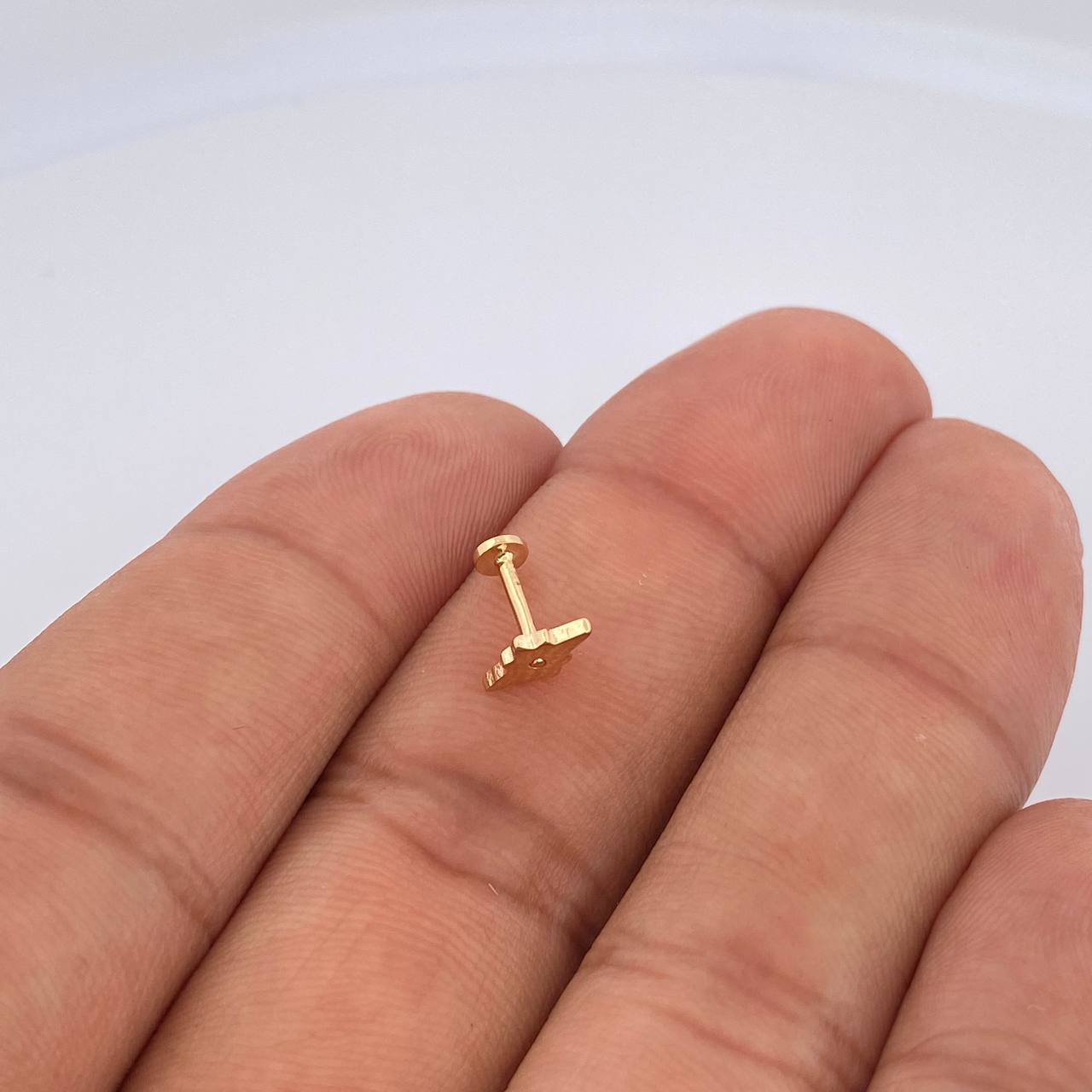 Piercing Estrella Cardinal 0.5gr / 1cm / Oro Amarillo 18K &