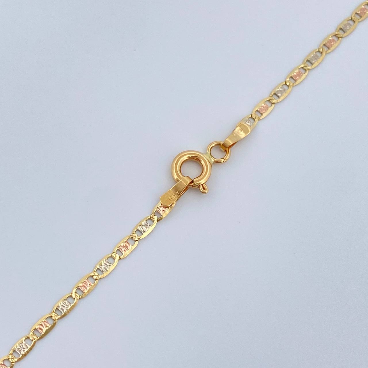 Cadena Escalera Plana 2.45gr / 60.3cm / Tres Oros +3 18K &