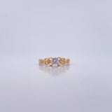 Anillo Solitario 2.2gr / T5 / Corazones Oro Amarillo Circones Blancos 18K $