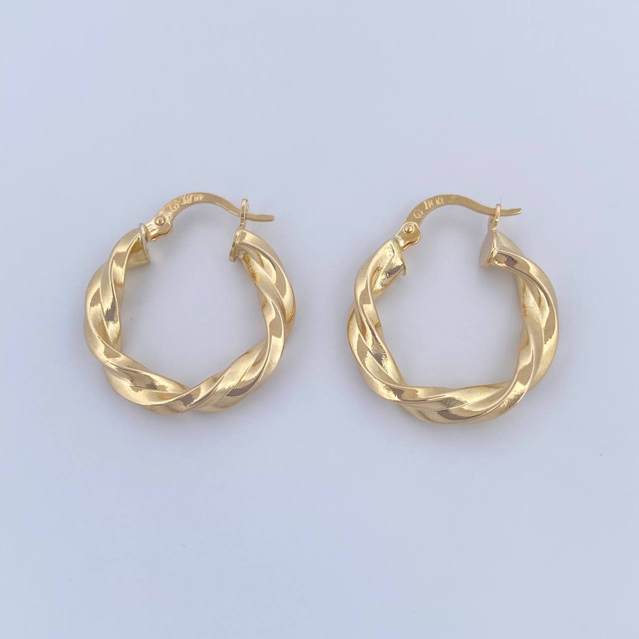 Candongas Fenix 2.6gr / 2.4cm / Entorchada Oro Amarillo 18K &