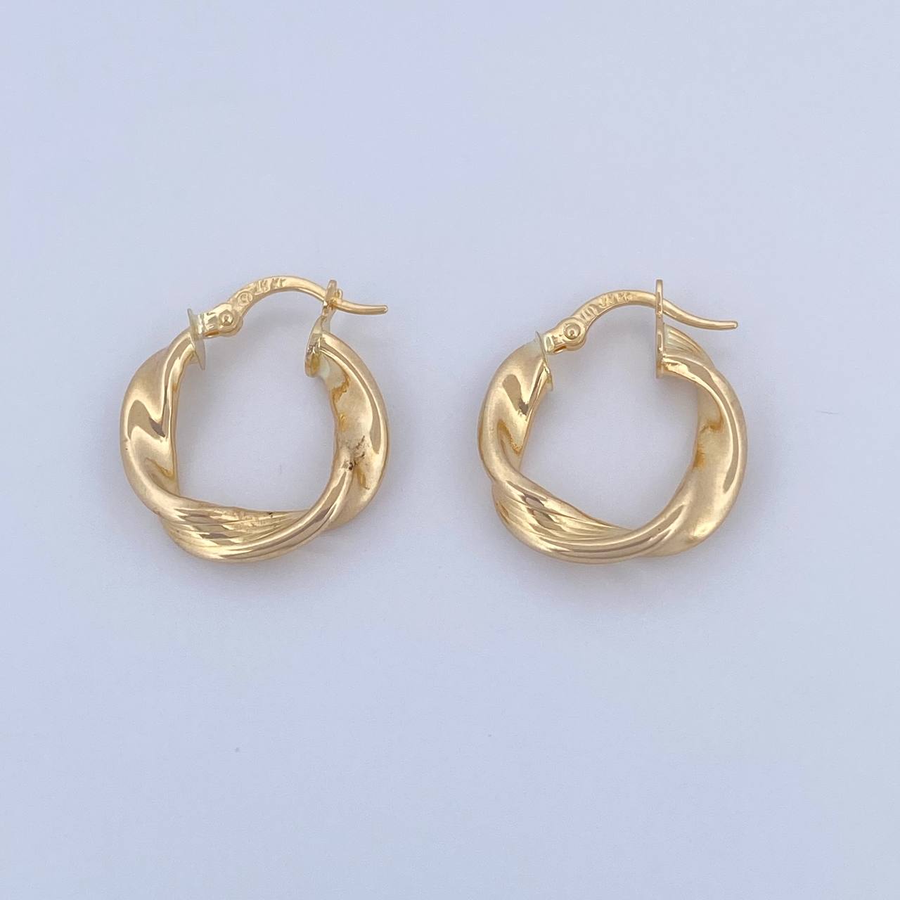 Candongas Mai 2.55gr / 2.2cm / Rayada Oro Amarillo 18K &