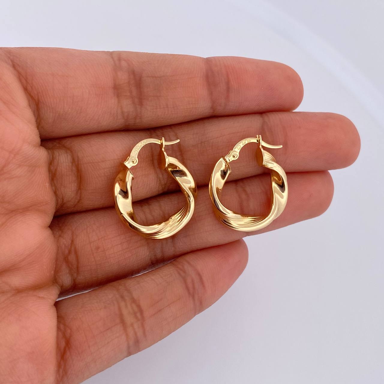 Candongas Mai 2.55gr / 2.2cm / Rayada Oro Amarillo 18K &