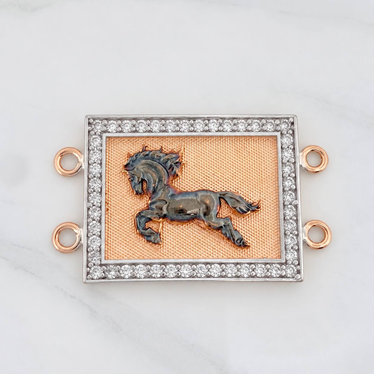 Herraje Caballo 10.25g / 3.8cm Tres Oros 18K