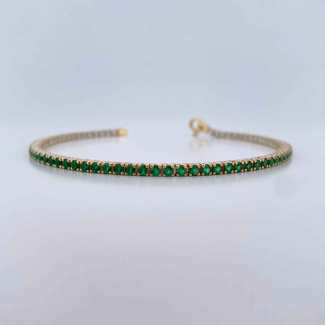 Pulso Tennis 7.5gr / 18.3cm / 2.16mm Circones Blancos Verdes Oro Amarillo 18K &