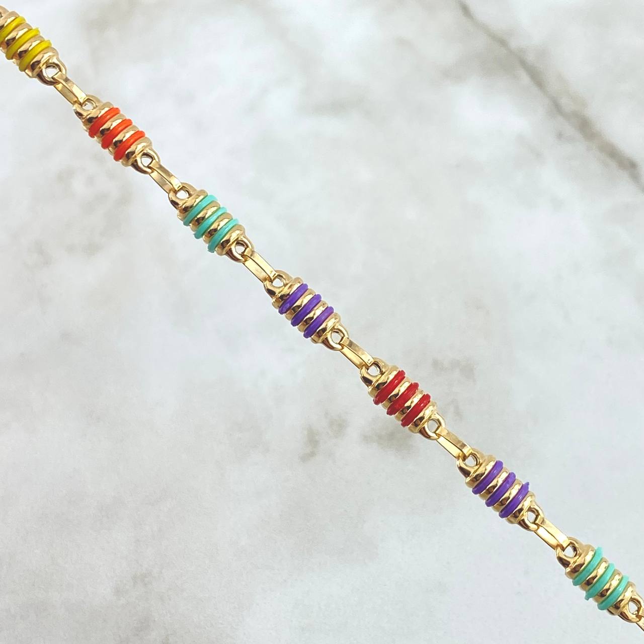Pulso Rustico Barril Rayado 5.35gr / 21cm / 5mm Cauchos De Colores Oro Amarillo 18K