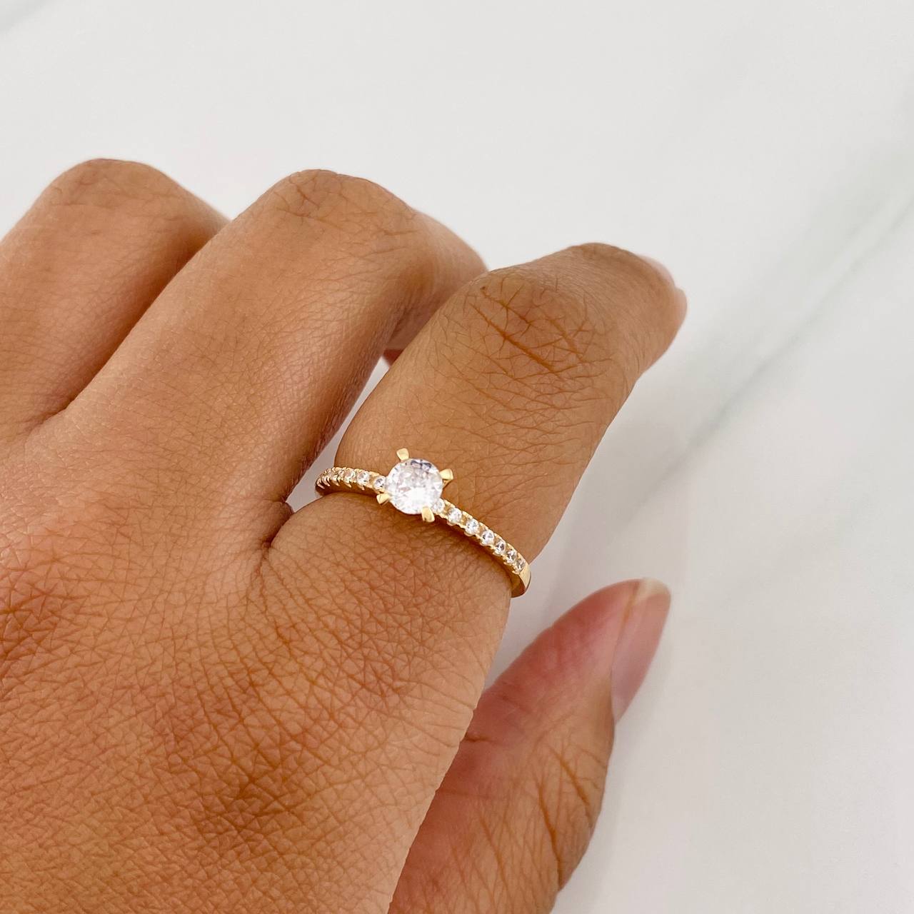 Anillo Solitario Churumbela 1.85g / T7 Oro Amarillo 18K