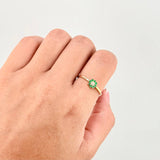 Anillo Flor 8 Petalos Esmeraldas 18pts Diamante 6pts 1.5g / T8 1/4 Oro Amarillo 18K