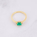 Anillo Cubo Especial Esmeraldas 60pts Diamantes 8pts 2.25g / T6 1/4 Oro Amarillo 18K