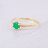 Anillo Canasta 6 Garras Esmeraldas 22pts 1.55g / T8 1/2 Oro Amarillo 18K
