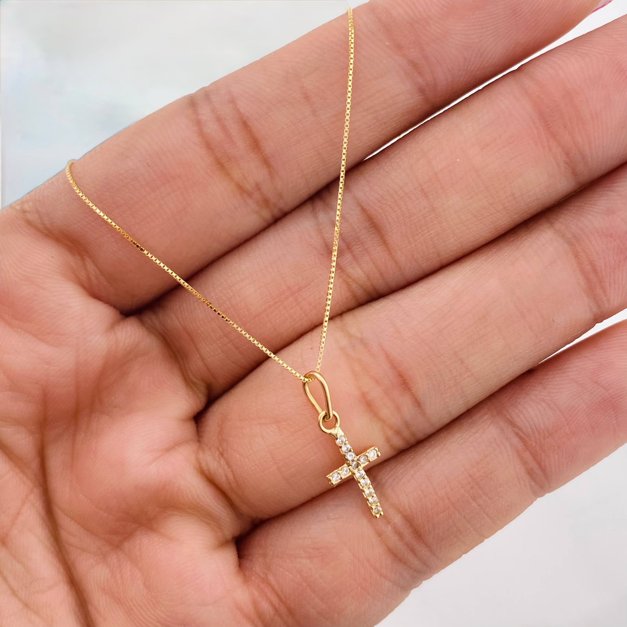 Set Cadena Singapur + Dije Cruz / 1.35g / 40.5cm Oro Amarillo 18K