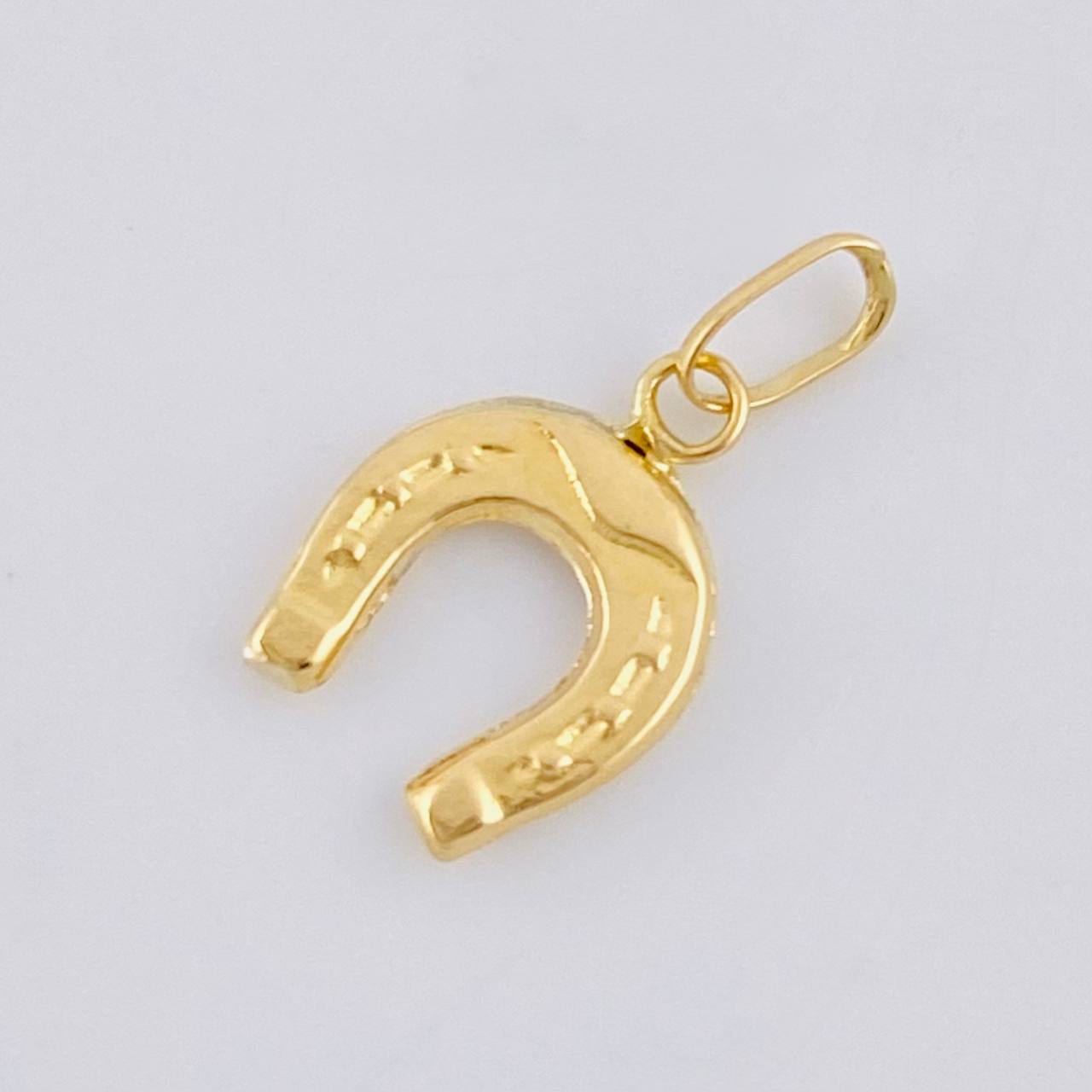Dije Herradura 0.35 g / 1.5 cm Oro Amarillo 18K