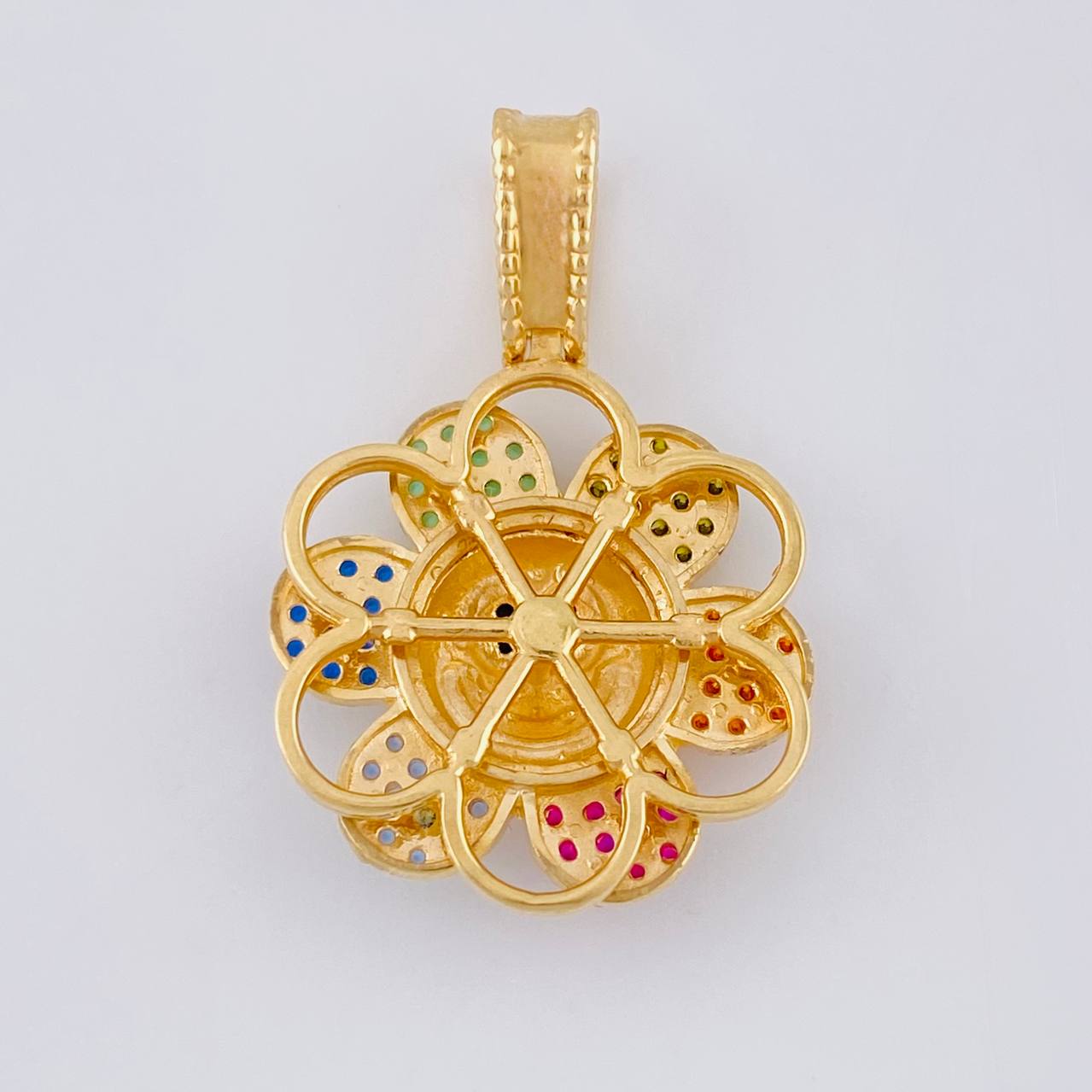 Dije Flor Cara Feliz 4.3 g / 2.7 cm Oro Amarillo 18K