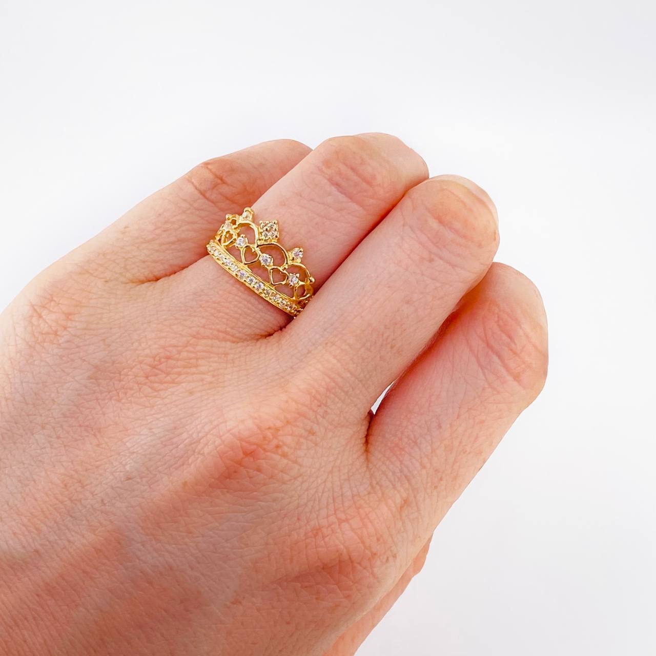 Anillo Corona Corazones 2.9 g / T6 1/4 Oro Amarillo 18K