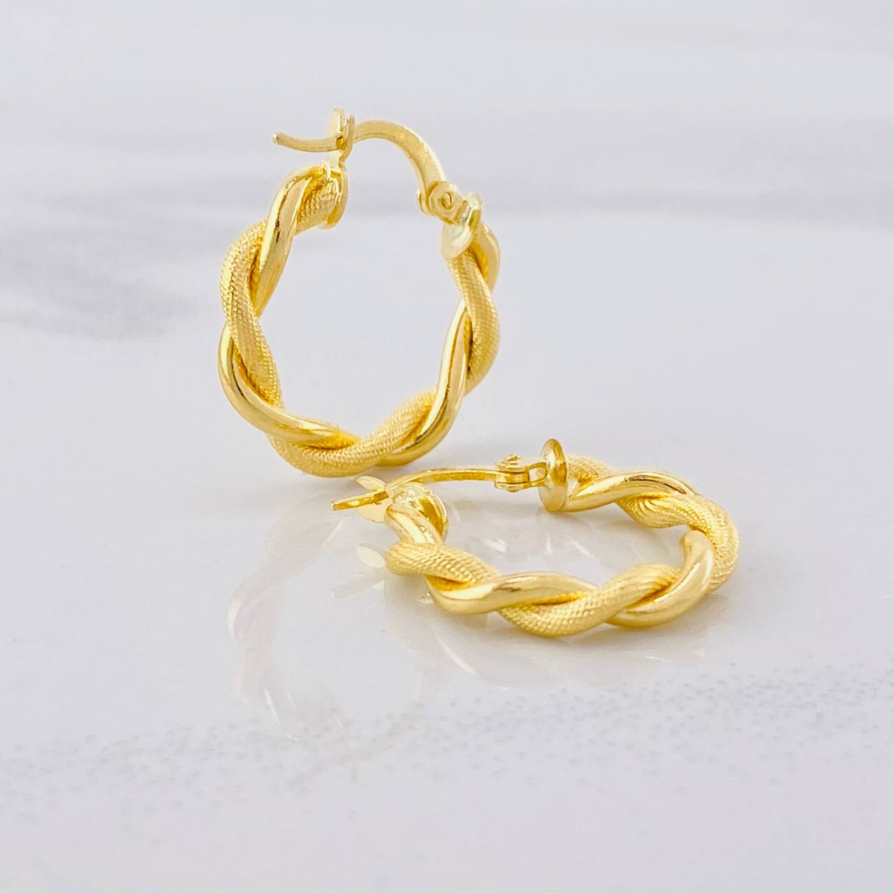 Candongas Doble Textura 1.85g / 2.2cm Oro Amarillo 18K