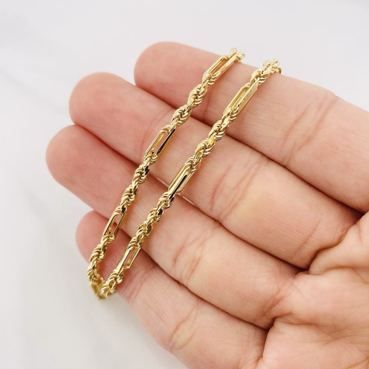 Cadena Lazo Especial 8.05g / 60cm / 3mm Oro Amarillo 18K