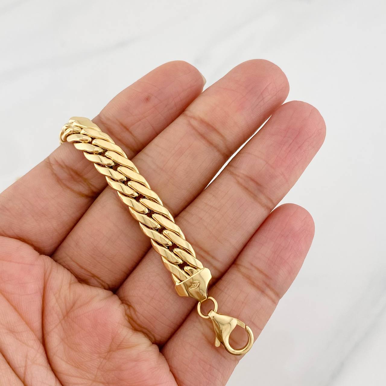 Pulso Serpiente 8.35g / 19cm / 7.5mm Oro Amarillo 18K
