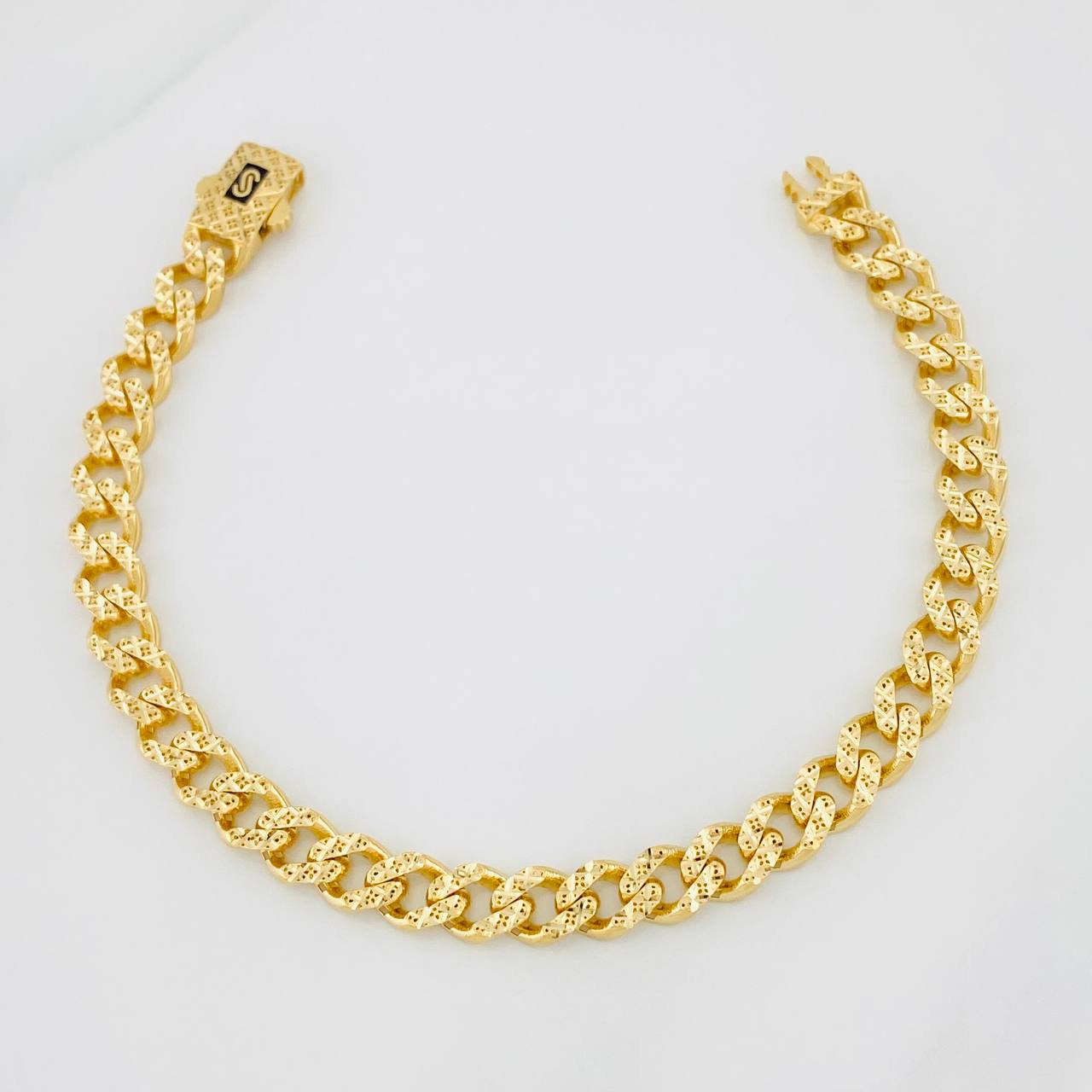 Pulso Cubano Infinito 7.85g / 18cm / 6.3mm Oro Amarillo 18K