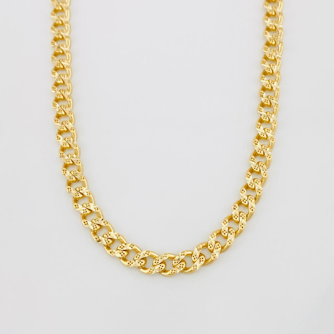 Cadena Cubana Infinito 16.6g / 60cm / 4.8mm Oro Amarillo 18K