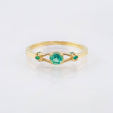 Anillo Vertices Ampliadas Esmeraldas 29pts 2gr / T7 / Oro Amarillo 18K