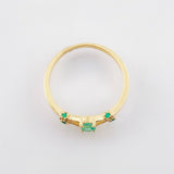 Anillo Vertices Ampliadas Esmeraldas 29pts 2gr / T7 / Oro Amarillo 18K