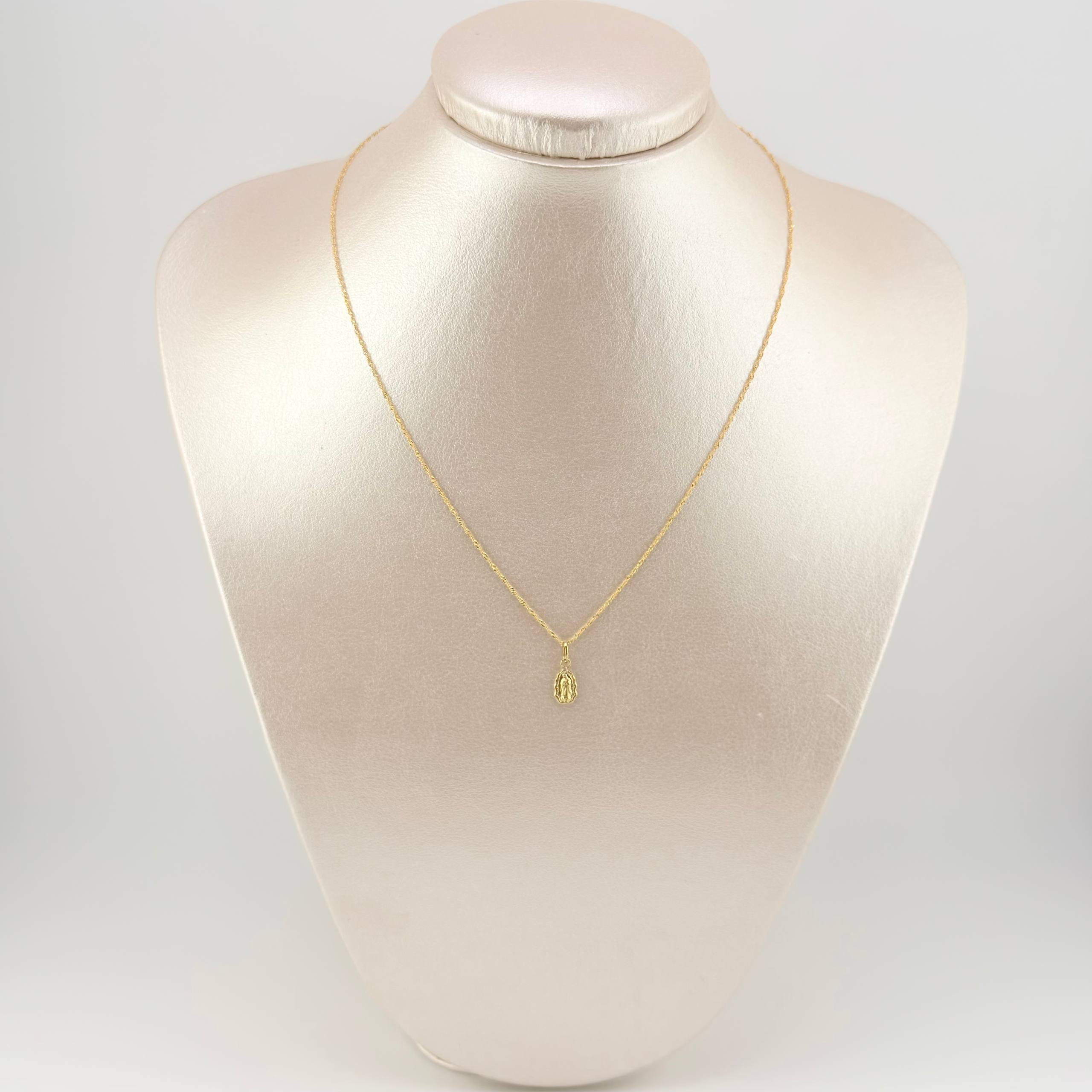 Set Cadena y Dije Singapur + Virgen Guadalupe 1.25gr / 40cm / 0.9mm Oro Amarillo 18K (Oferta)