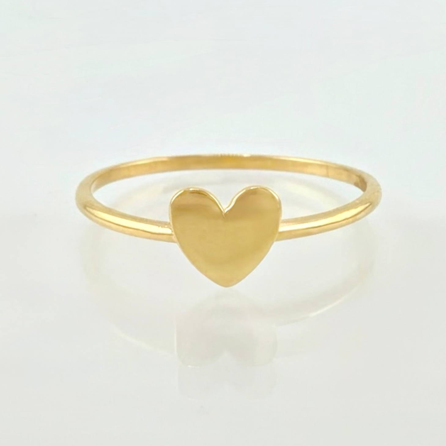 Anillo Corazon Liso 0.95gr / T6 / Oro Amarillo 18K *