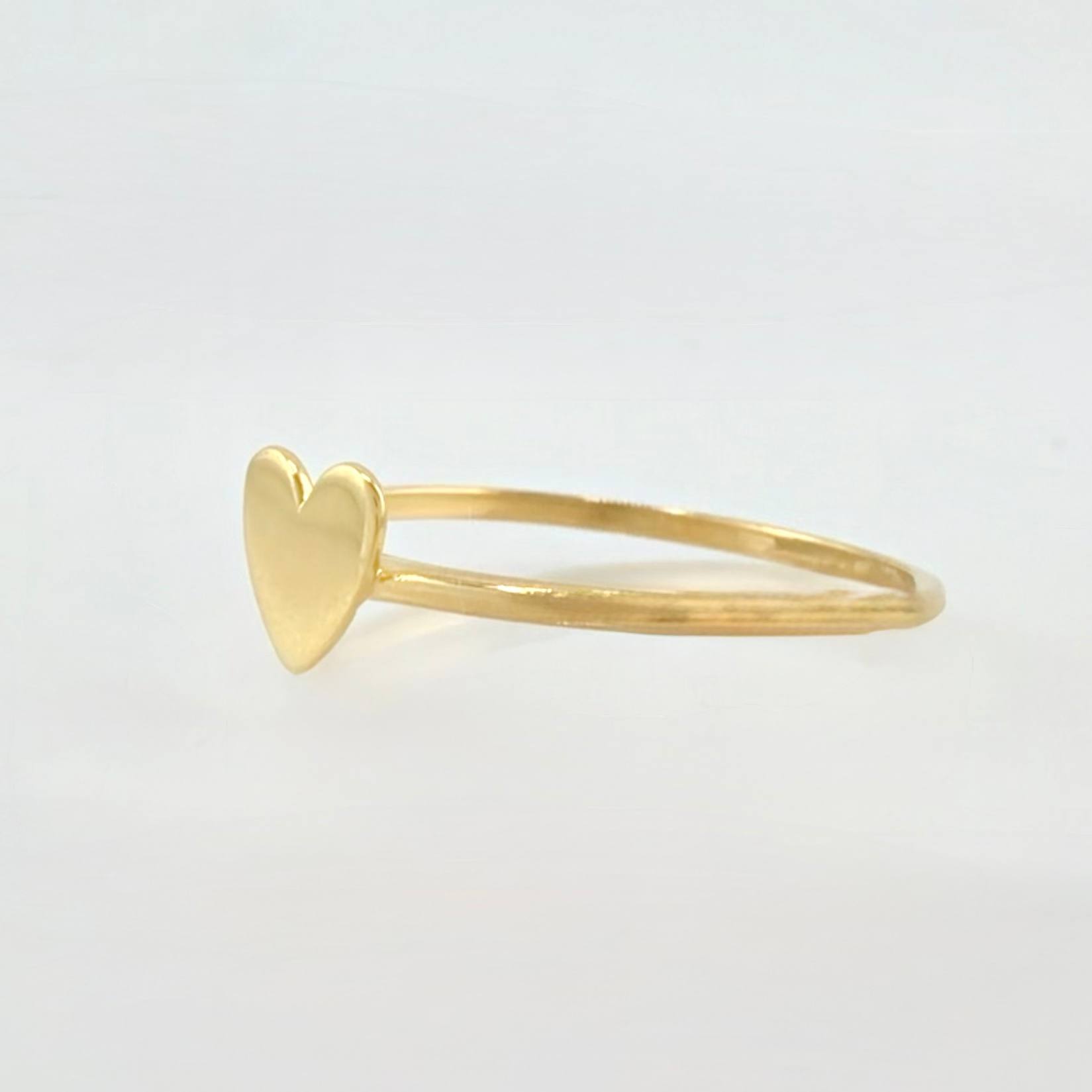 Anillo Corazon Liso 1gr / T7 / Oro Amarillo 18K