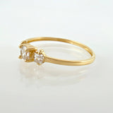 Anillo Solitario Trio 0.75gr / T5 / Oro Amarillo 18K *