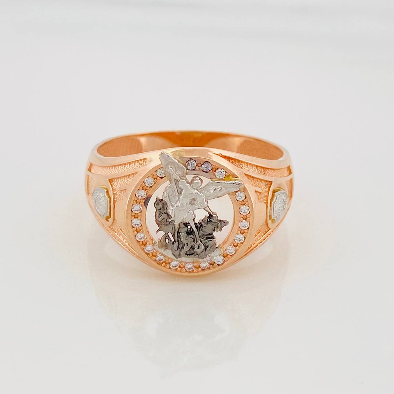 Anillo San Miguel 6.4g / T11 3/4 Tres Oros 18K