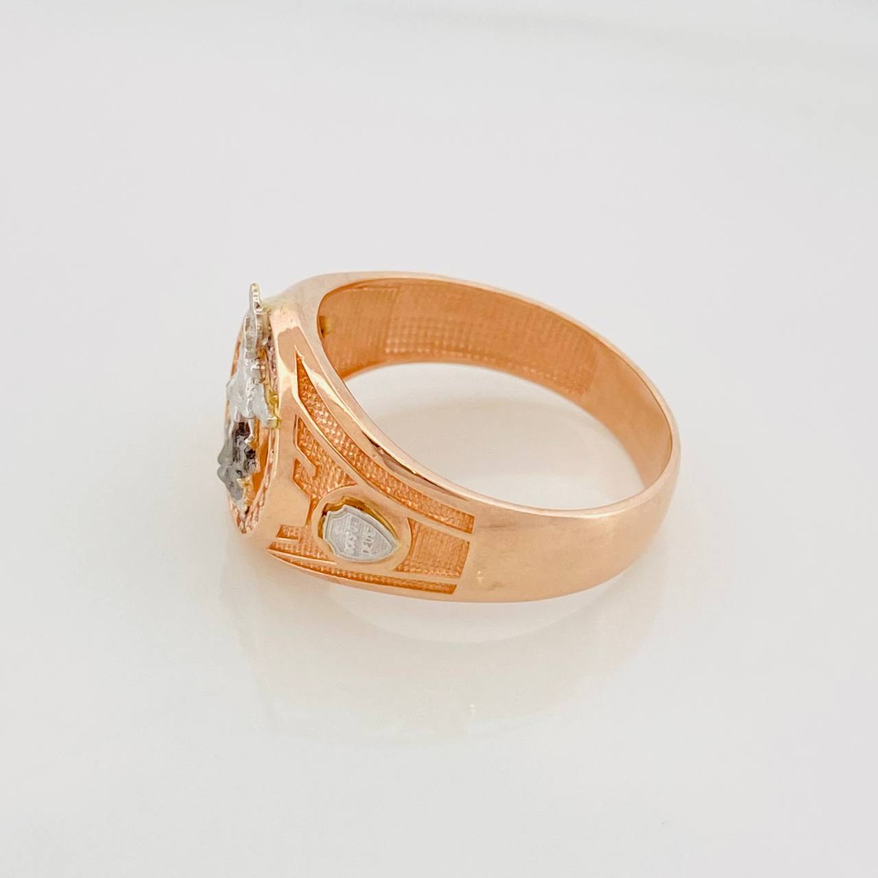 Anillo San Miguel 6.4g / T11 3/4 Tres Oros 18K