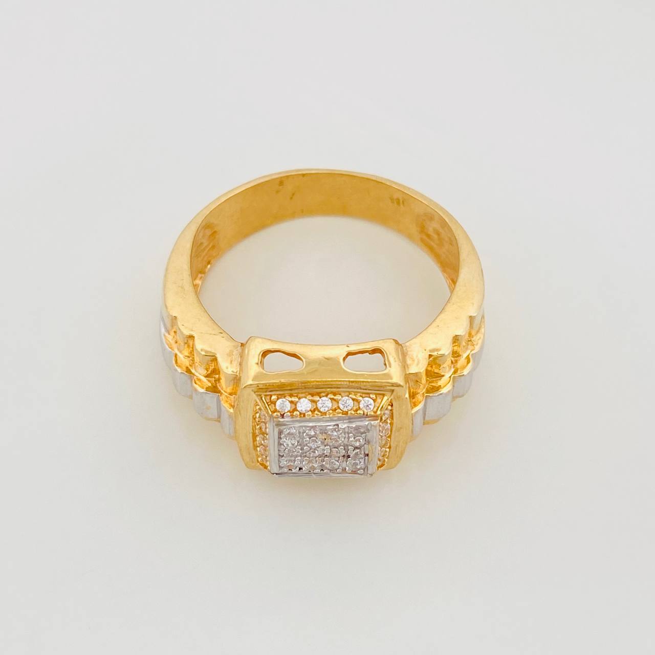 Anillo Sello 8.65g / T10 1/4 Dos Oros Amarillo Blanco 18K